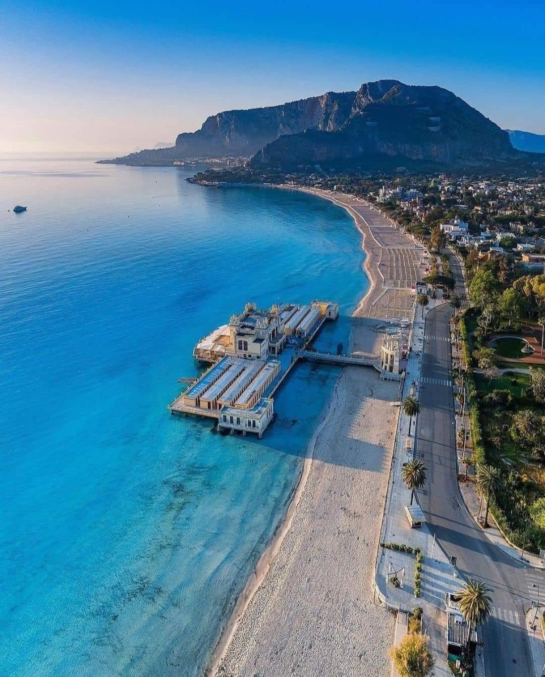 Mondello'S Pearl Lejlighed Eksteriør billede